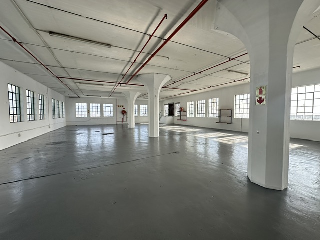 To Let Commercial Property for Rent in Woodstock Western Cape